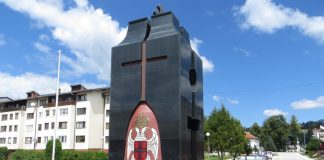 Покрећу поступак за одузимање ордена бившем предсједнику Парађини