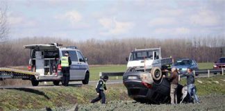 91-годишњак одузео предност 98-годишњаку, у судару страдало возило и 76-годишњака