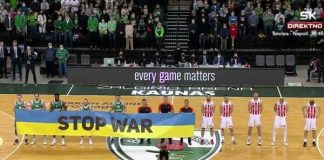 ЗВЕЗДА ИЗВИЖДАНА ЗБОГ УКРАЈИНЕ: Црвено-бели одбили да држе ЗАСТАВУ која позива на мир!