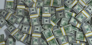 Русија и Иран одустају од долара у трговинским трансакцијама – ГЛАС РЕГИЈЕ.057