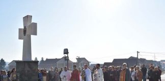 Прослављена крсна слава Храма Свете Петке на „Малом Зејтинлику“ – ГЛАС РЕГИЈЕ.057