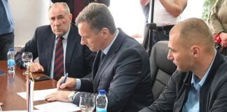 У Палама ће се градити терен са вјештачком подлогом – ГЛАС РЕГИЈЕ.057