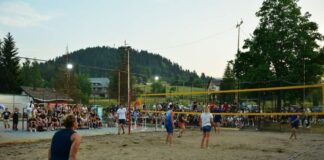 Екипа из Илијаша освајач турнира у одбојци на пијеску – ГЛАС РЕГИЈЕ.057