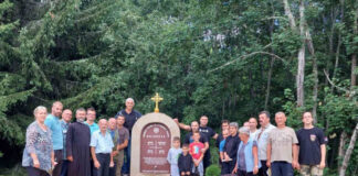 Спомен-чесма за убијене војнике ЈВуО, браћу Мијовиће – ГЛАС РЕГИЈЕ.057