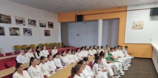 У болници „Србија“ почела пракса за ученике медицинске струке – ГЛАС РЕГИЈЕ.057