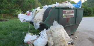Рогатица: Вуна иде у смеће – 057-гр
