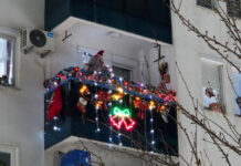 Источна Илиџа: Израбрани најљепше окићени балкони/прозори и пословни простори (ФОТО) – 057. ГР